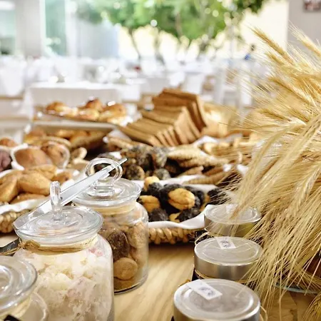 Szálloda Nissaki Boutique Platísz Jalósz